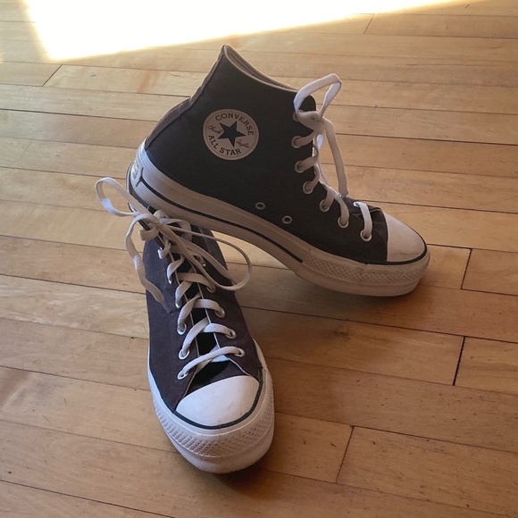 Brown Chuck Taylor All Star Lift Platform Canvas - women's size 9.5 - Picture 1 of 9